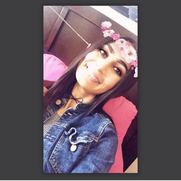 Meet your Posher, Mariam - Picture 1 of 1